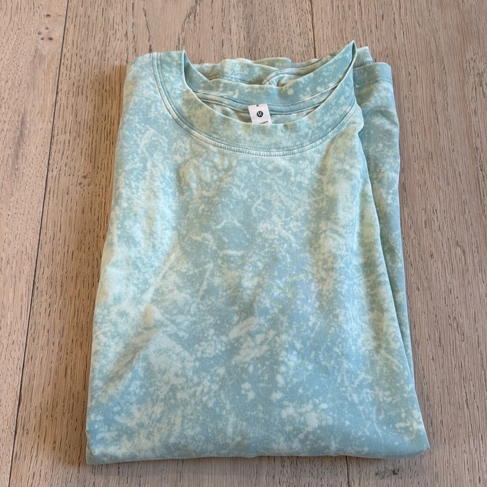 Lululemon All Yours Tank in Cloud Wash Size 8 - Picture 9 of 9